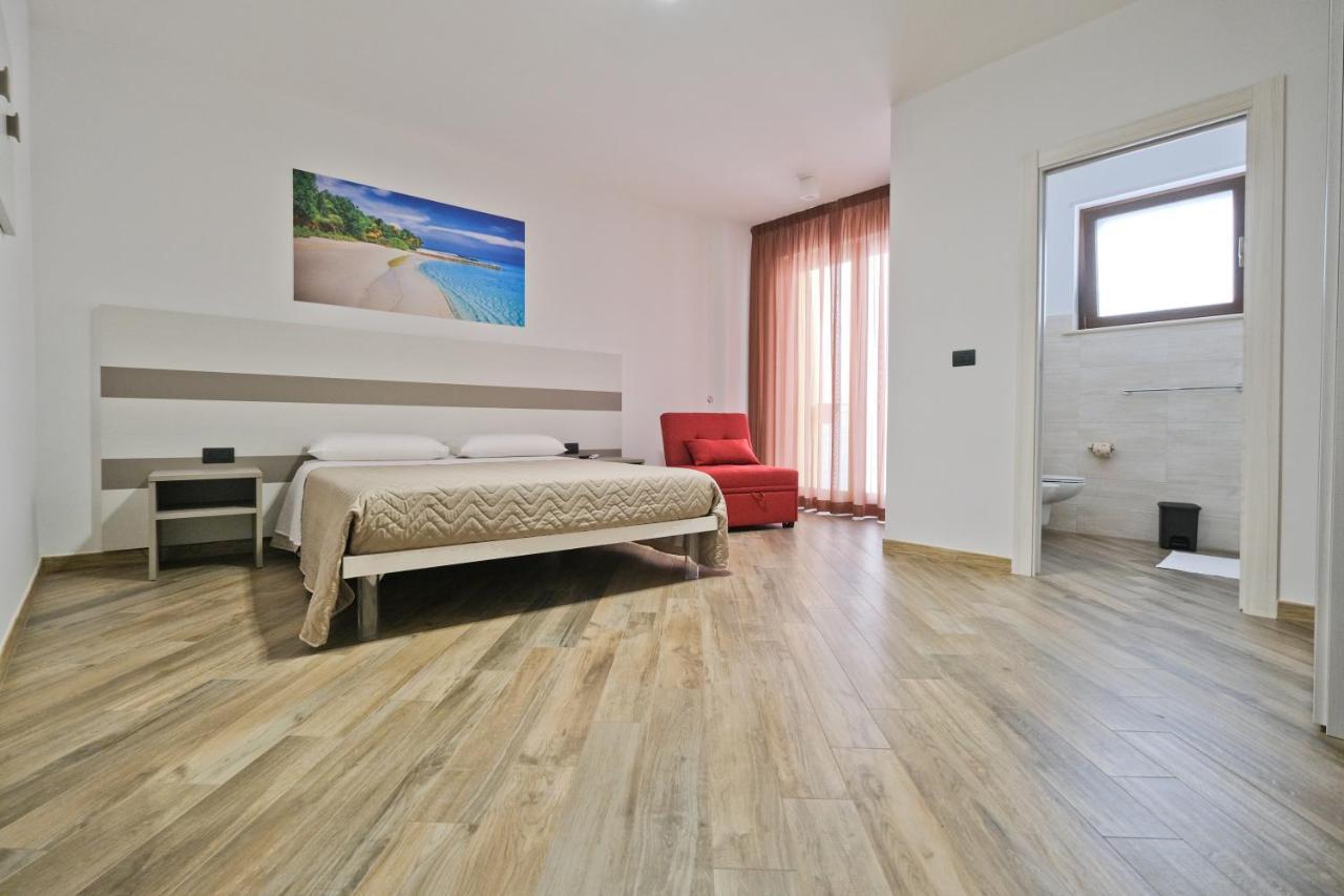 Il Porto Affittacamere B&B Brindisi Ngoại thất bức ảnh